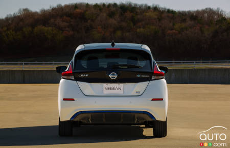 2022 Nissan LEAF, rear